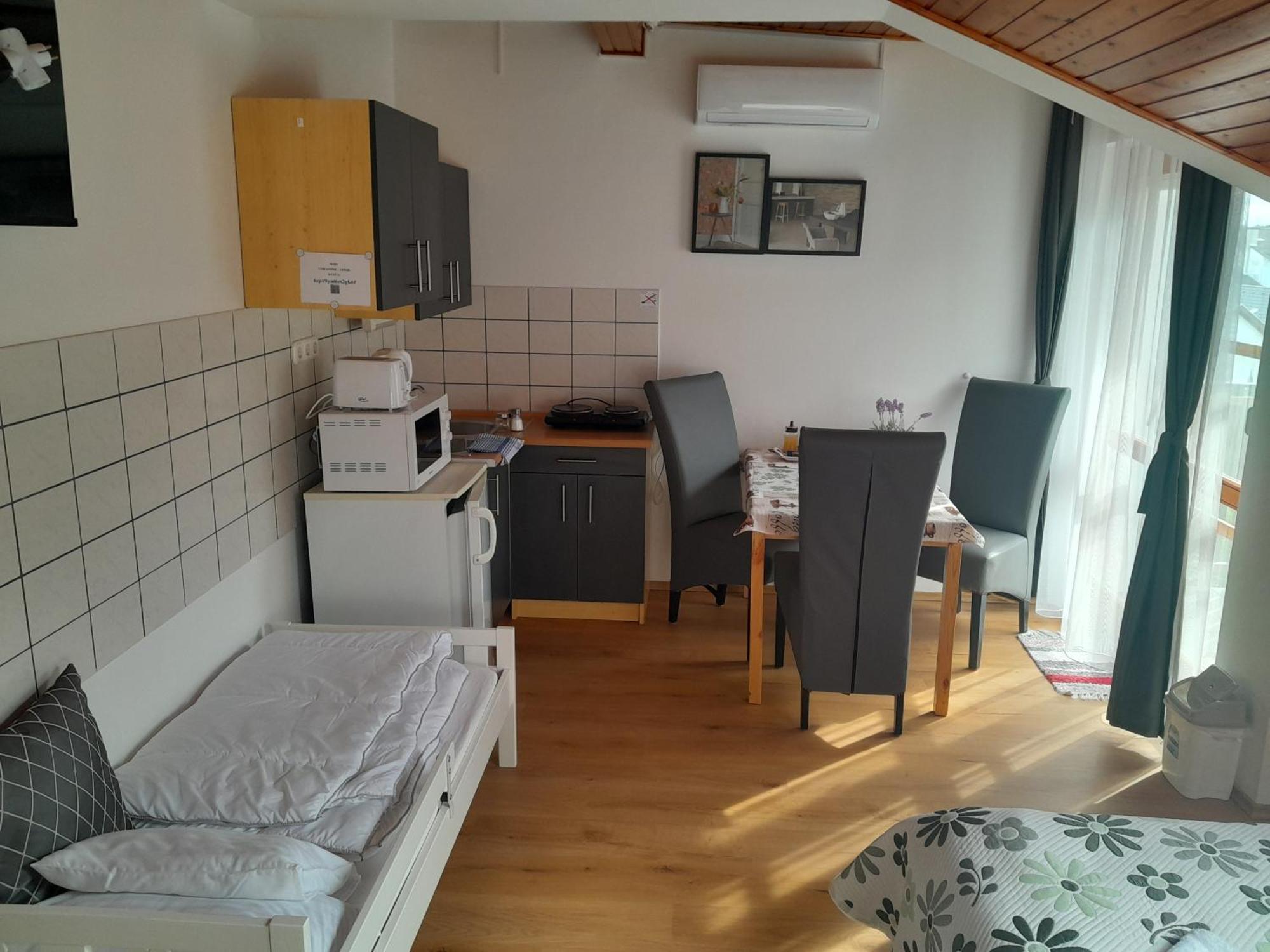 Nyirfa Apartmanhaz Zalakaros Exterior photo